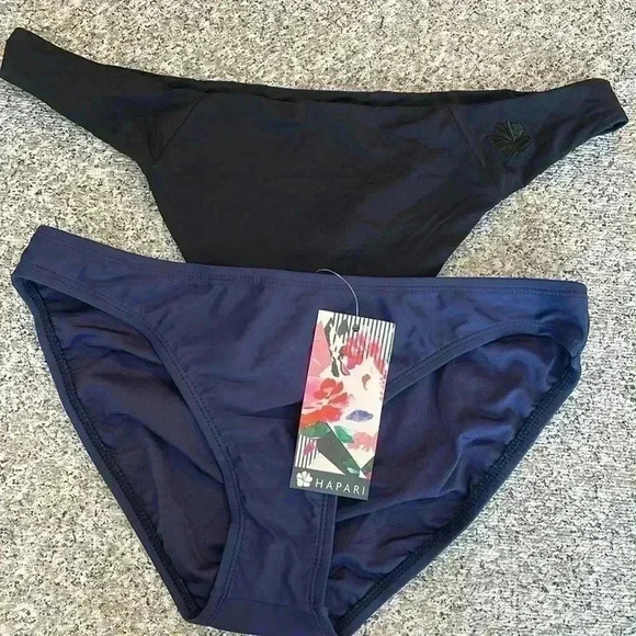 Hapari Bikini Bottoms bonus - Picture 1 of 5